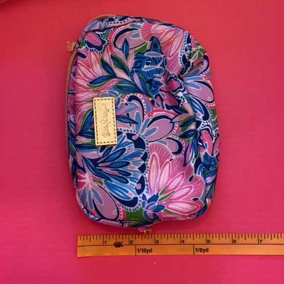 🌺Last One🌺NWT Lilly Pulitzer Printed Belt Bag - Picture 11 of 11